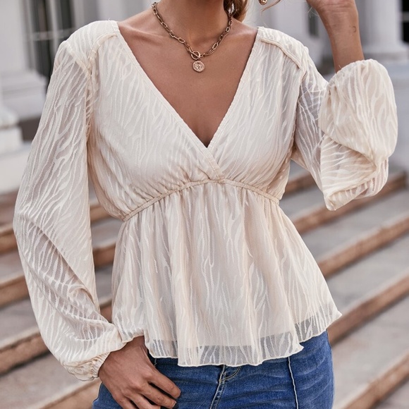 Bellanblue Tops - Boho Cream Deep V neck Lantern Sleeve Top